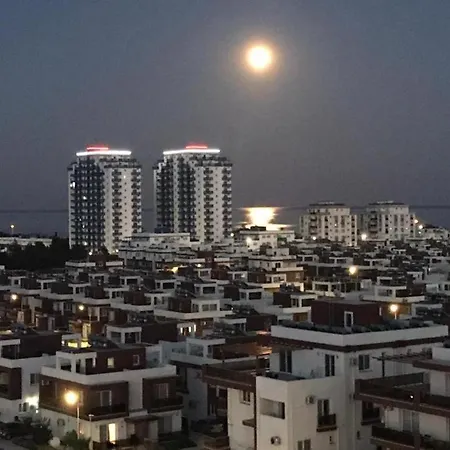 Wake Up To Stunning Sea Views Every Day In Our 2 Bedroom شقة